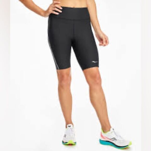 SAUCONY WOMEN'S FORTIFY 8" SHORT LARGE - Picture 1 of 14